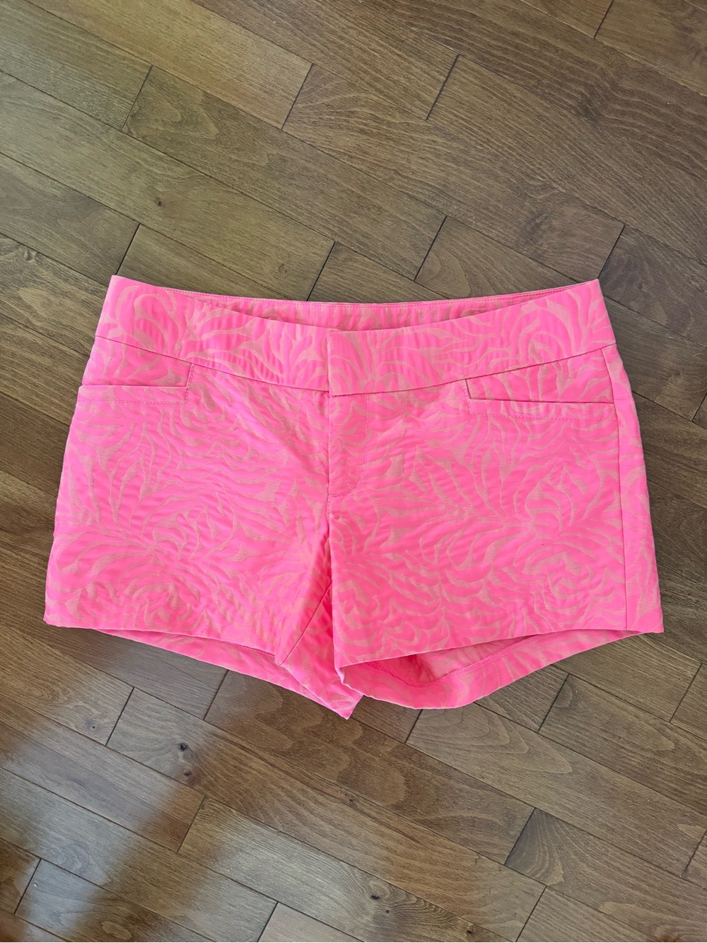 Lilly Pulitzer Ellie Shorts in Flamingo Pink Jungle Leaf Jacquard- Size 2